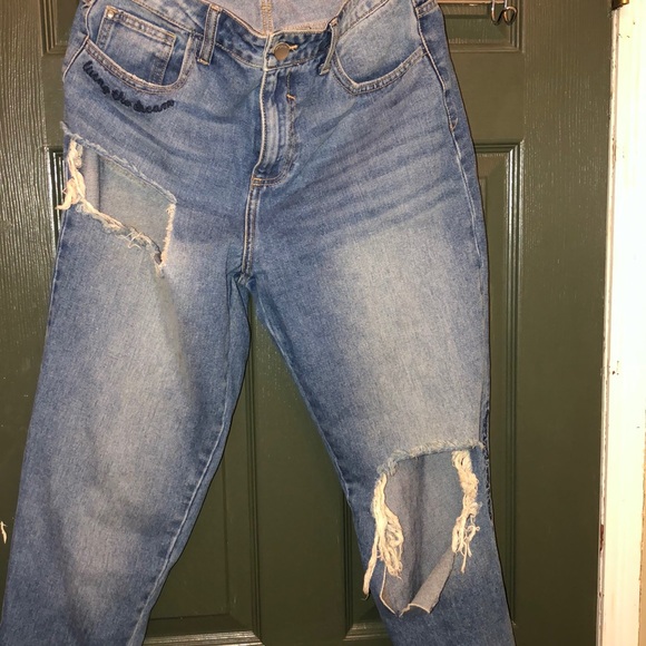 RIPPED MOM JEANS - Picture 2 of 6